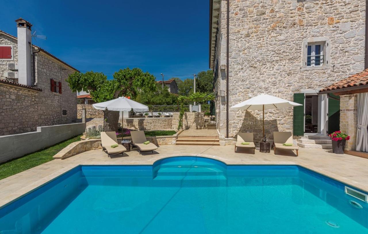 Beautiful Stone House - Villa Parentium With Private Pool Dracevac Bagian luar foto